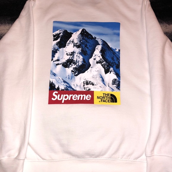 Supreme X The North Face Crewneck Sweatshirt - Picture 2 of 5